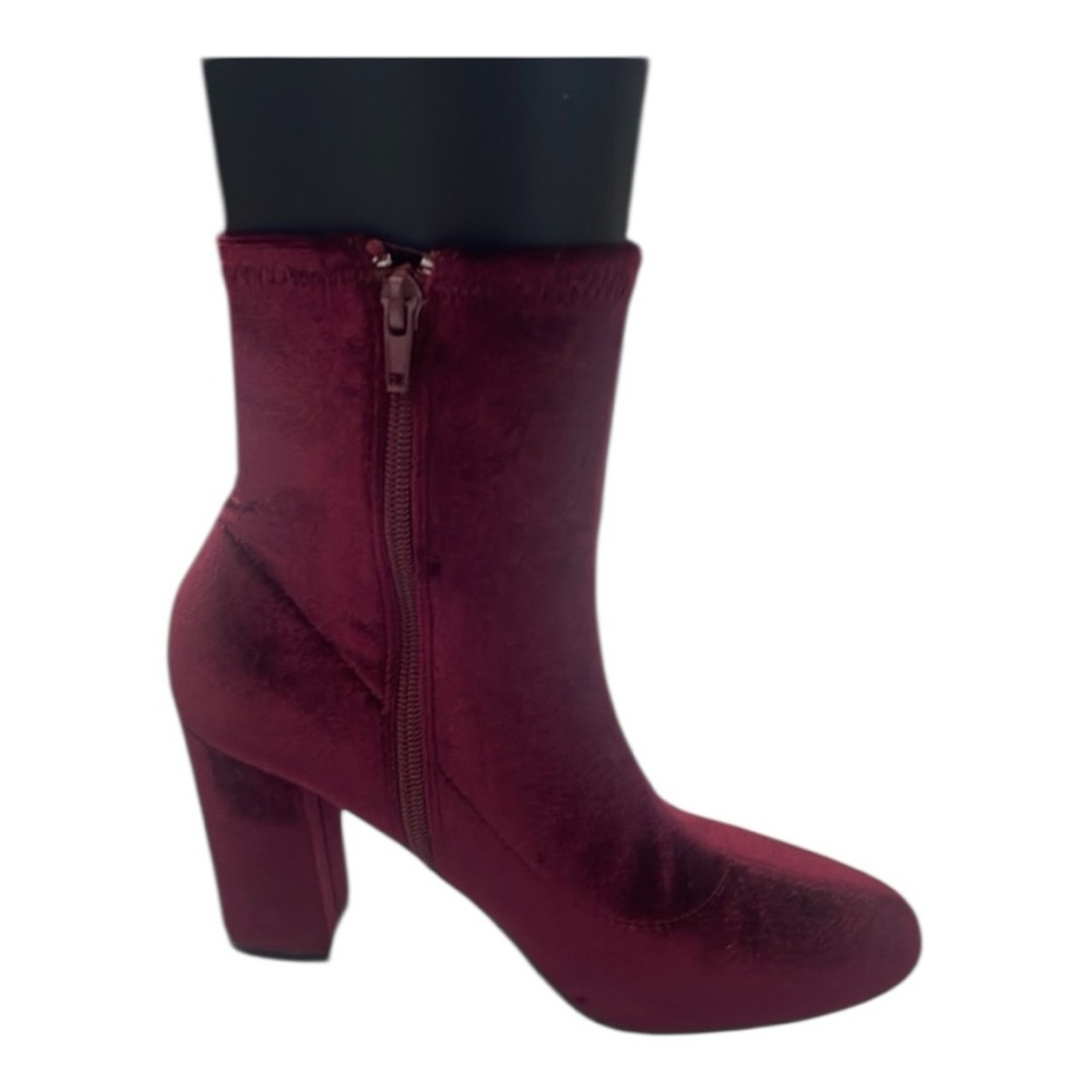 Madden Girl Burgundy Velvet Sock bootie 
Size (6 1/2) - Picture 4 of 14